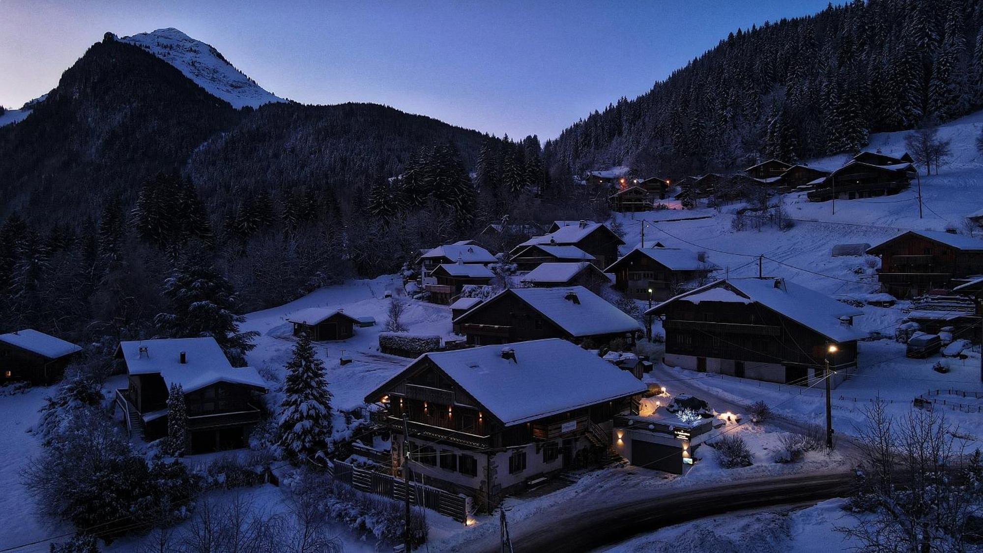 Le Passionnant Hotel Morzine Kültér fotó